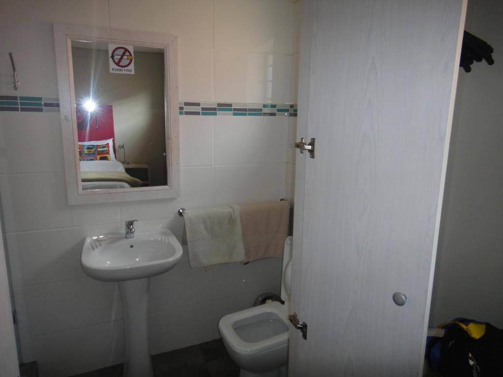 Ashanti Lodge Green Point Kapstaden Rum bild